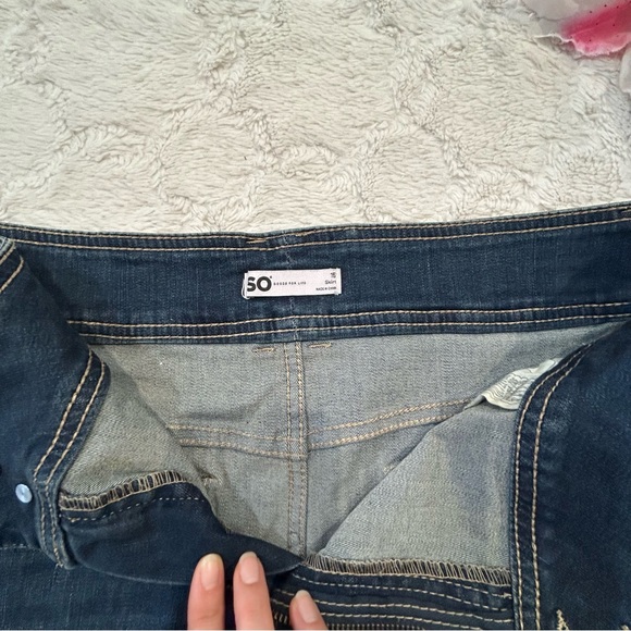 SO - Medium-Dark Wash Denim Skirt with Pockets and Side Buckle Details - Sz 15 - Picture 5 of 12